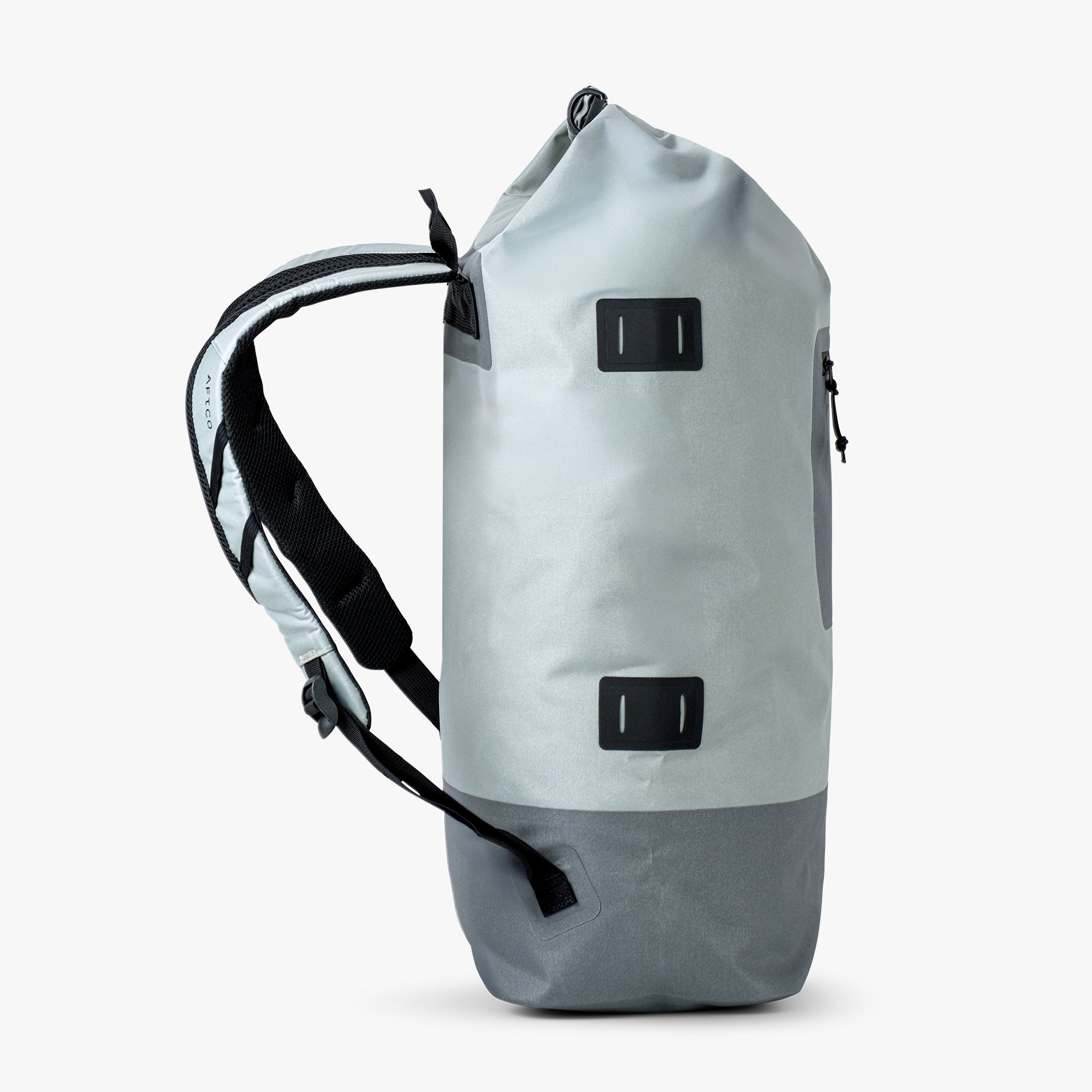 Slammer Waterproof Dry Backpack - Image 4